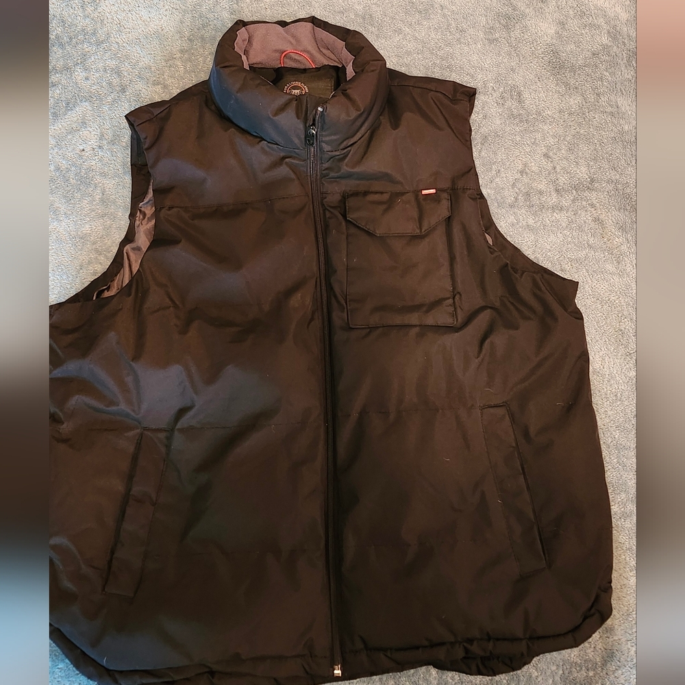 Men's Hawke & Company Outfitter Puffer Vest in Size XL